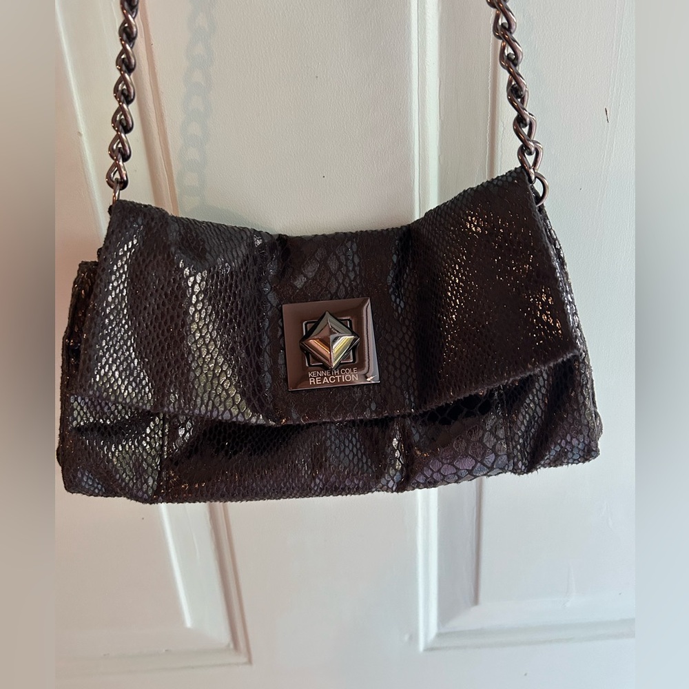 Kenneth Cole Black Snakeskin Embossed Clutch Shoulder Bag Purse